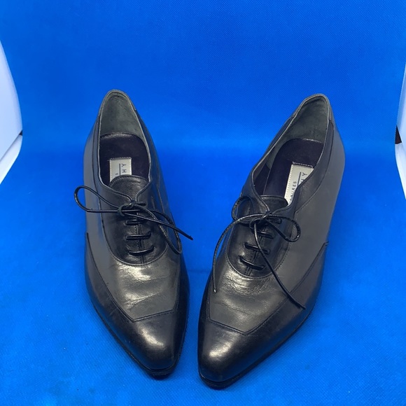 Vintage Gray and black Chaussures Givenchy laced Paris shoes - Picture 2 of 11